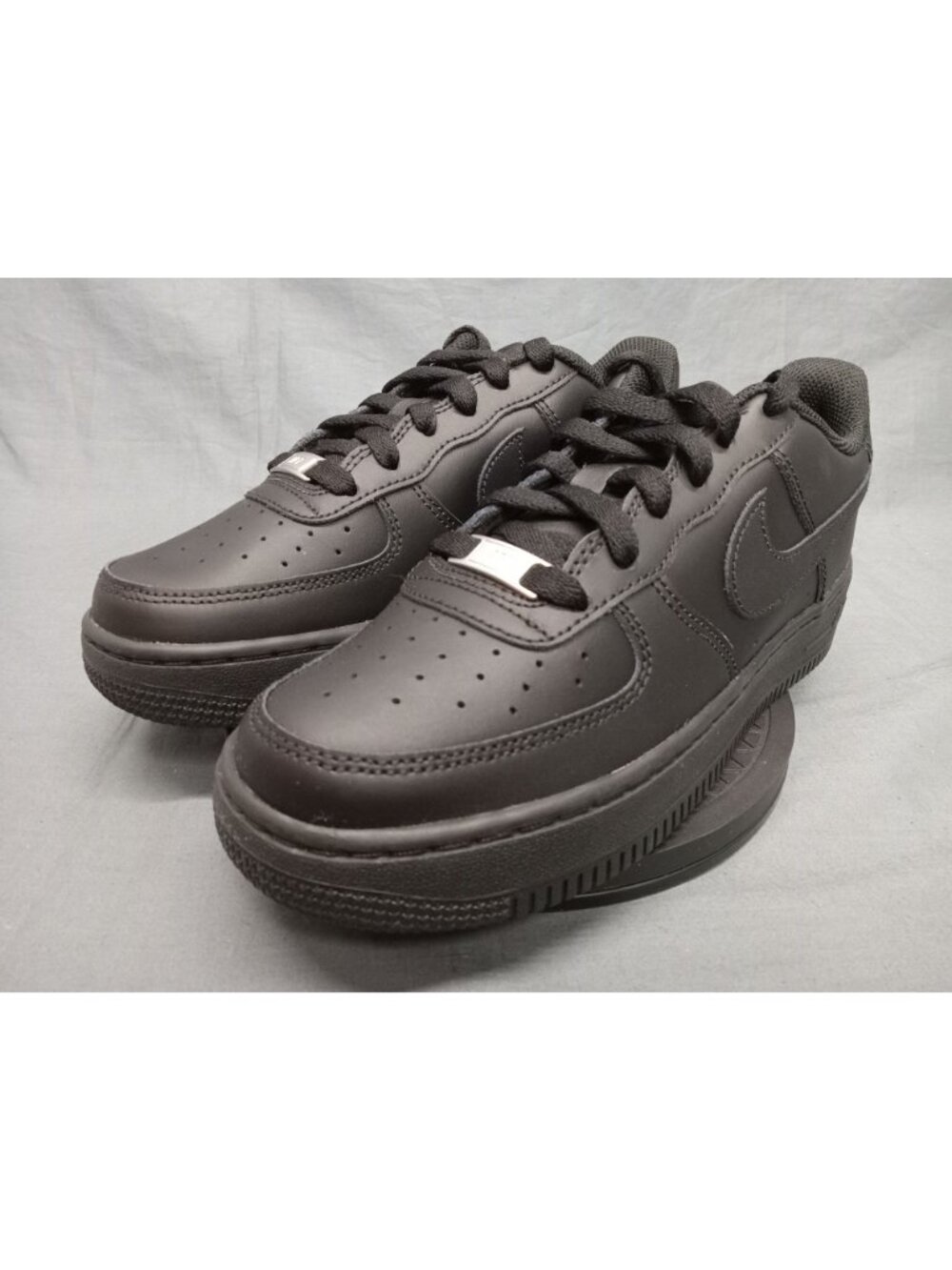 Nike Air Force 1 LE (GS) Sneakers Triple Black Boys Size 5.5 NEW NO BOX! - Picture 9 of 11